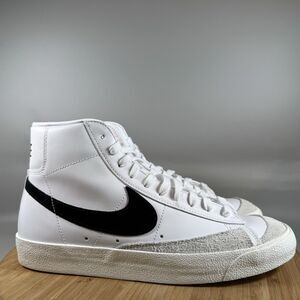Nike Blazer Mid 77 Shoes Women’s Size 11.5 White High Top Sneakers CZ1055-100